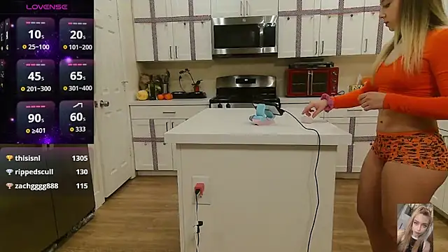 Blondiewithanass online show from 11.27.25