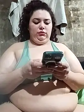 Snapshot of artemisabbw chatting on 12.19.25 artemisabbw online show from 12.19.25