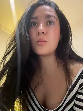 Nina lovi online show from 12.07.24