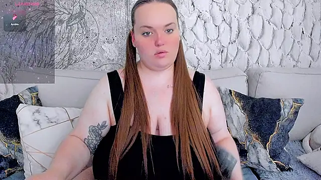 Snapshot of _MarryGirl_ chatting on 12.08.24 MarryGirl online show from 12.08.24