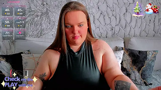 Snapshot of _MarryGirl_ chatting on 01.02.25 MarryGirl online show from 01.02.25