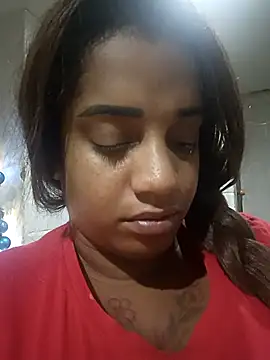 Snapshot of AbellaLizz chatting on 11.24.25 AbellaLizz online show from 11.24.25