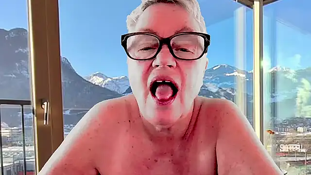 GrannyChrissy68 online show from 02.23.26