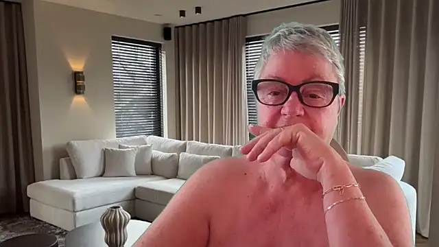 Snapshot of GrannyChrissy68 chatting on 06.30.26 GrannyChrissy68 online show from 06.30.26