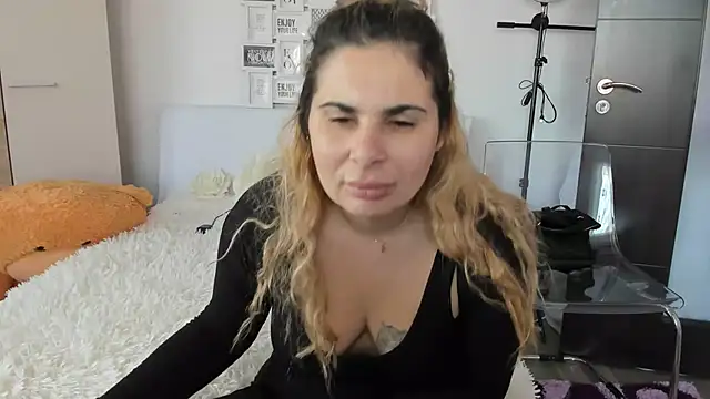 sweetemy4u online show from 01.06.25