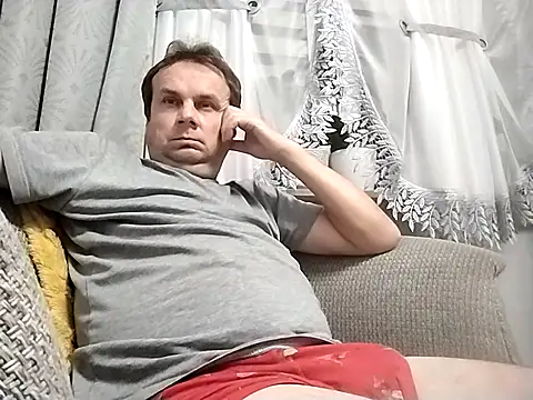 grzes19763 online show from 09.18.25