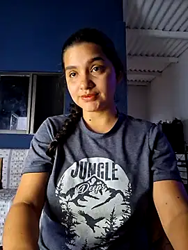 Snapshot of blerstefan1 chatting on 03.06.25 blerstefan1 online show from 03.06.25