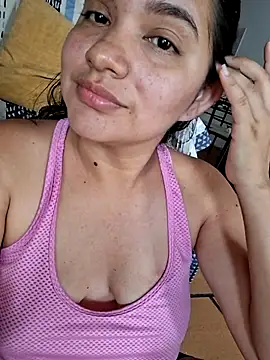 Snapshot of blerstefan1 chatting on 03.11.25 blerstefan1 online show from 03.11.25