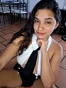 Snapshot of blerstefan1 chatting on 03.12.25 blerstefan1 online show from 03.12.25