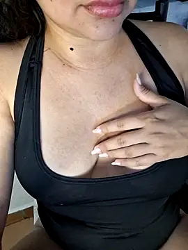 Snapshot of blerstefan1 chatting on 09.10.25 blerstefan1 online show from 09.10.25