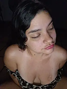 Snapshot of blerstefan1 chatting on 11.03.25 blerstefan1 online show from 11.03.25