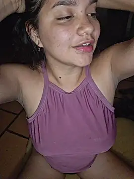 Snapshot of blerstefan1 chatting on 11.16.25 blerstefan1 online show from 11.16.25