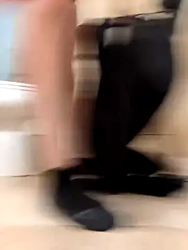 Snapshot of bobby69cock chatting on 10.22.25 bobby69cock online show from 10.22.25