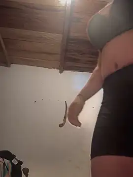 Snapshot of Ixchel_Anaid chatting on 11.15.25 Ixchel Anaid online show from 11.15.25