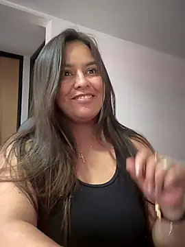 Snapshot of Ixchel_Anaid chatting on 11.22.25 Ixchel Anaid online show from 11.22.25