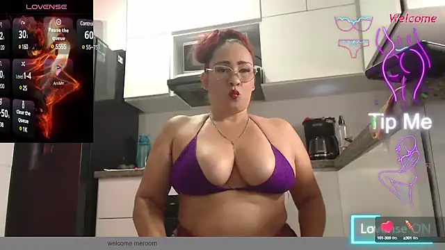 Snapshot of Tits__sweet chatting on 03.20.25 Tits sweet online show from 03.20.25