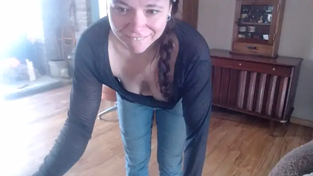 MarcyJones online show from 02.12.25