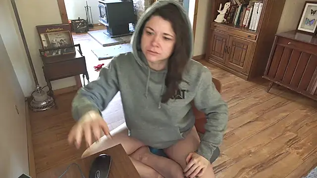 MarcyJones online show from 04.11.26