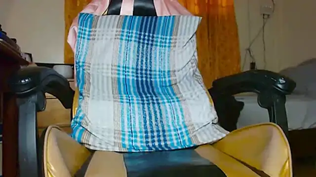 Yukikawaii online show from 12.19.25