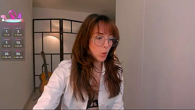 molly marmalade  online show from 05.26.26
