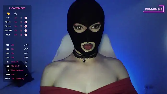 Snapshot of Bigfemblue chatting on 10.09.25 Bigfemblue online show from 10.09.25