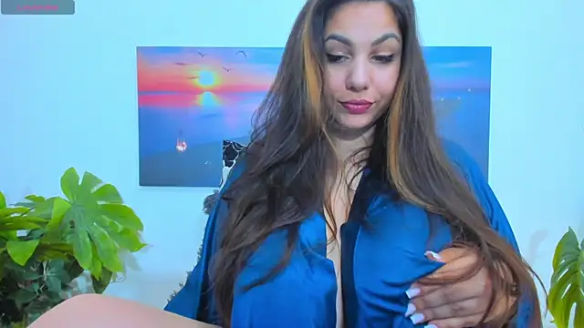 Snapshot of Emma_Muller32 chatting on 05.14.26 Emma Muller32 online show from 05.14.26