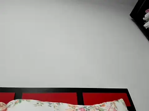 Snapshot of suuzykiss chatting on 01.15.25 suuzykiss online show from 01.15.25