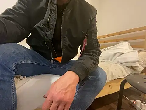 Goldmedall online show from 03.05.26