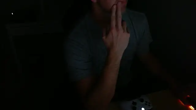 Snapshot of Bloopers66 chatting on 11.04.25 Bloopers66 online show from 11.04.25