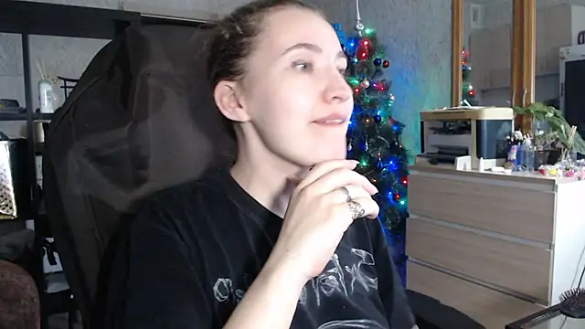 AnKey Rayah online show from 12.28.24