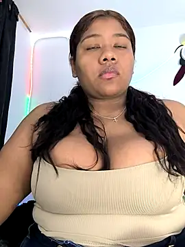 paola091 online show from 12.21.25