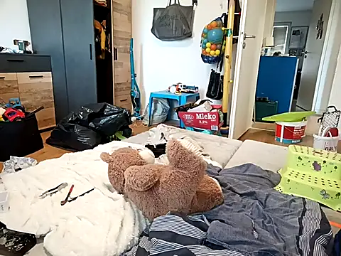 Snapshot of ganjaman871231 chatting on 11.13.25 ganjaman871231 online show from 11.13.25