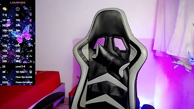 ninatiny online show from 01.08.25