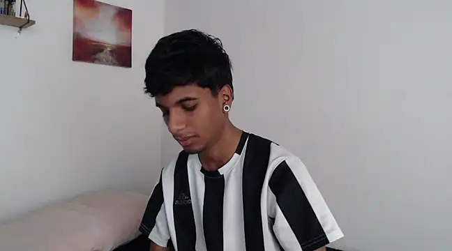 Snapshot of stevenosori chatting on 01.31.25 stevenosori online show from 01.31.25