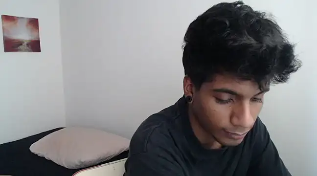 Snapshot of stevenosori chatting on 02.13.25 stevenosori online show from 02.13.25