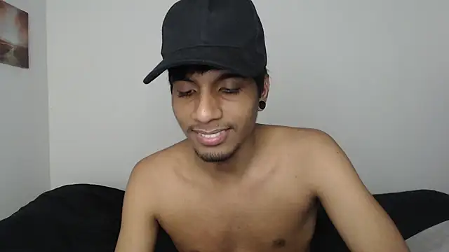 Snapshot of stevenosori chatting on 11.22.25 stevenosori online show from 11.22.25