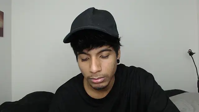 Snapshot of stevenosori chatting on 11.25.25 stevenosori online show from 11.25.25