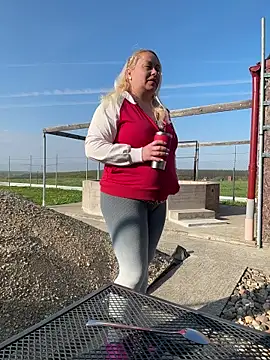 SabinaSweety online show from 04.16.26