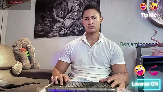 Snapshot of BenjaminCooperk chatting on 03.01.26 BenjaminCooperk online show from 03.01.26