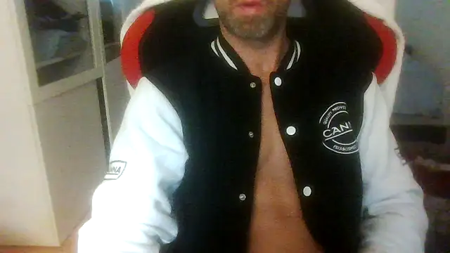 NickHarley69 online show from 02.18.25