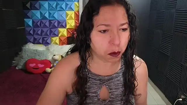 katifoxx online show from 10.20.25