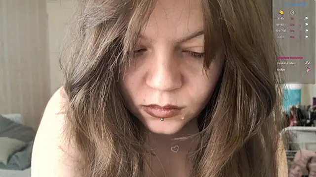 Snapshot of cutewhip chatting on 10.24.25 cutewhip online show from 10.24.25