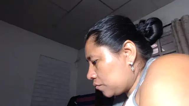 adrixxx38 online show from 11.28.25