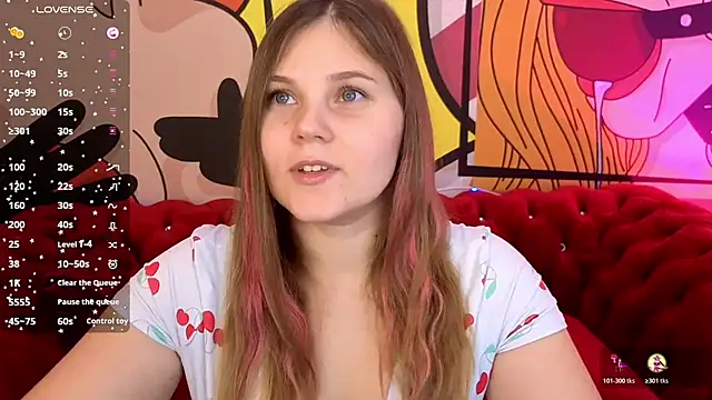 Snapshot of VinnaSky chatting on 11.11.25 VinnaSky online show from 11.11.25