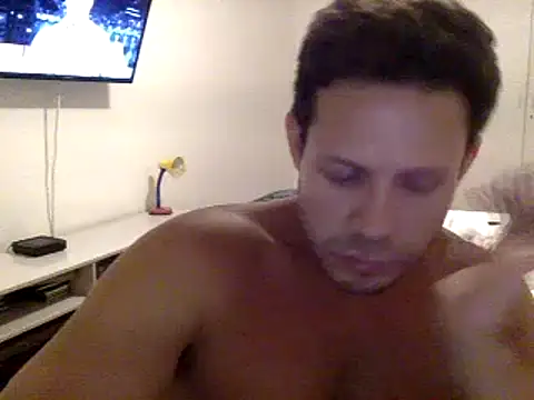 Snapshot of FelipeRiver chatting on 03.11.25 FelipeRiver online show from 03.11.25