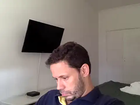 Snapshot of FelipeRiver chatting on 03.18.25 FelipeRiver online show from 03.18.25