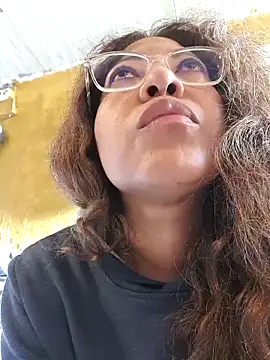 mila38 online show from 12.20.25