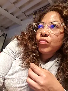 mila38 online show from 02.20.26