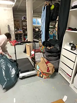 Clara-xoxo online show from 11.19.25