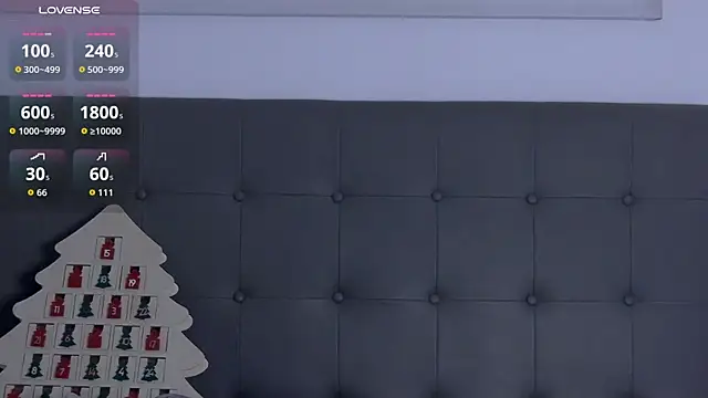 Clara-xoxo online show from 12.15.25